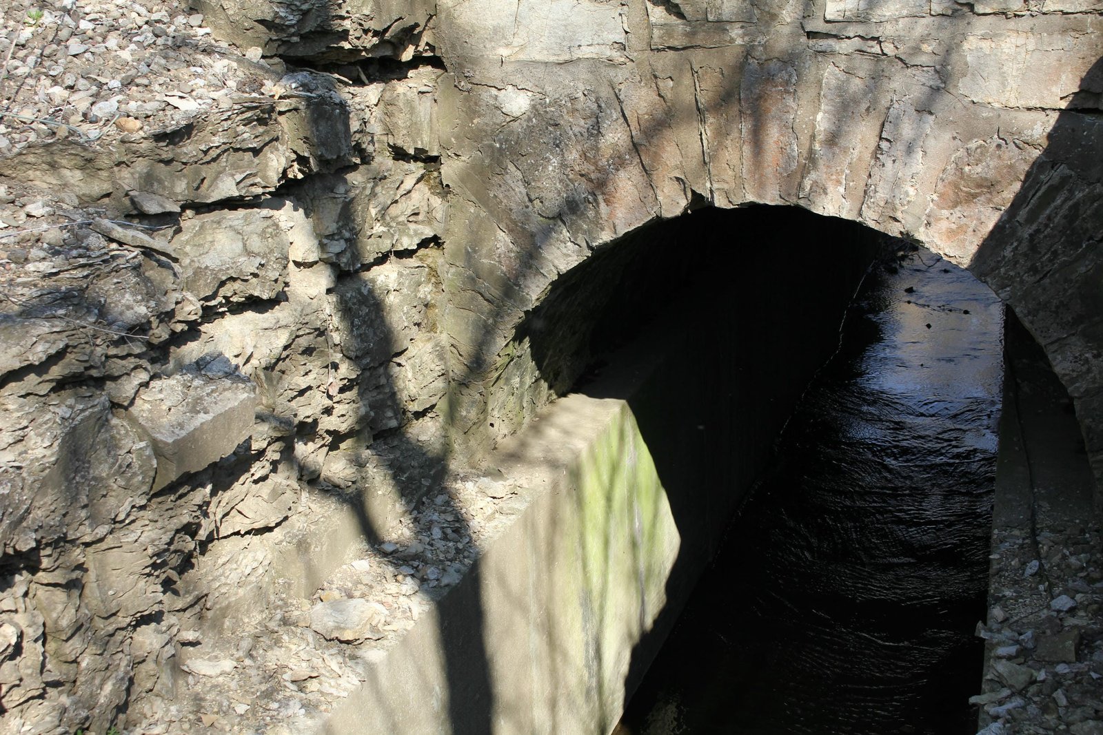 North abutment